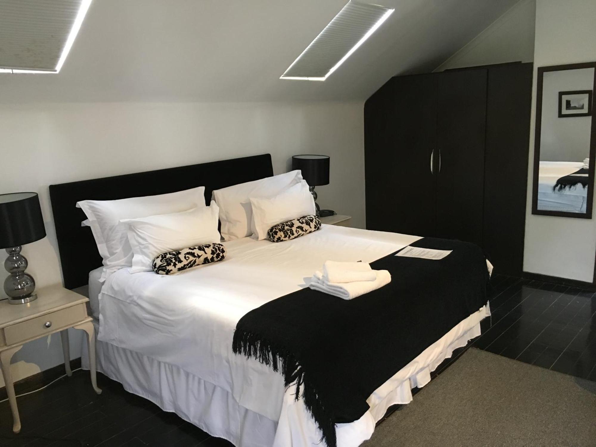 Melville Turret Guesthouse Johannesburg Oda fotoğraf